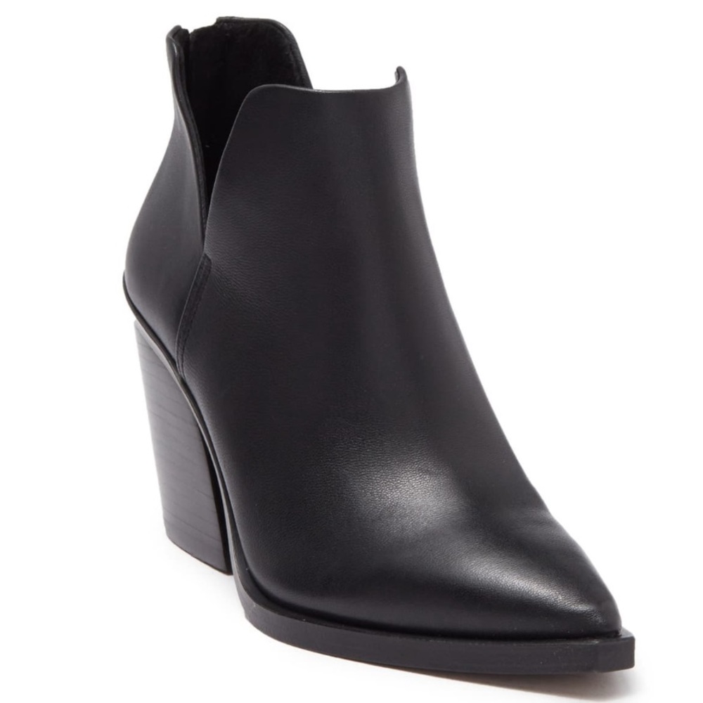 Vince Camuto Gigiette Black Heel Bootie, size 5